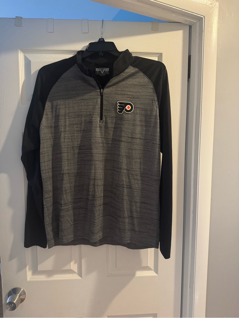 Men's Lightweight Gray & Black Quarter-Zip Pullover with Team Logo